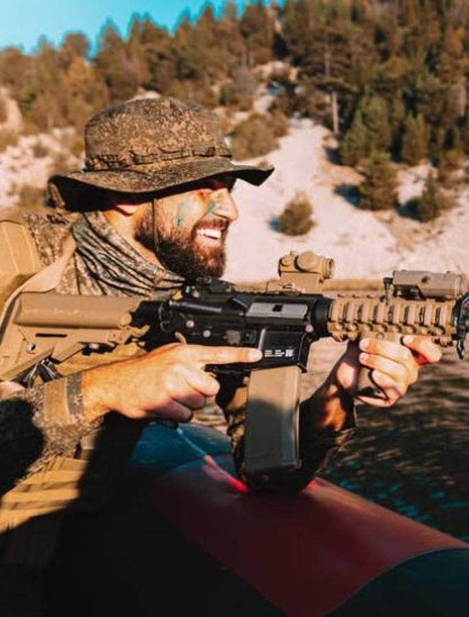 Una figura del Manchester City sorprende con su preparación y visitó la casa de Modric que fue destruida en la guerra