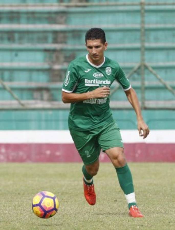 El revolucionado once titular de Marathón al mando de Héctor Vargas