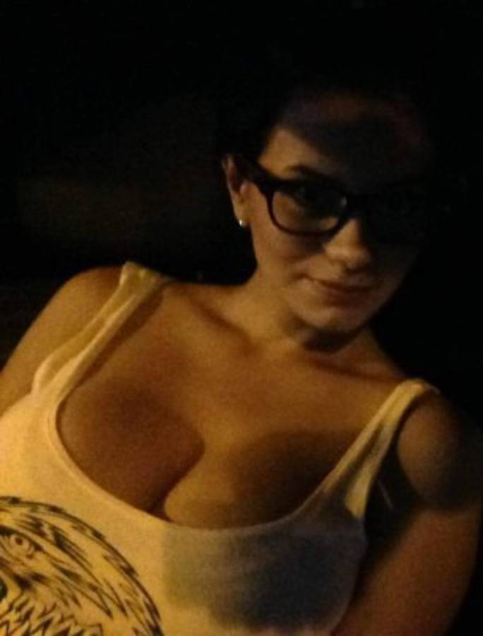 FOTOS: La periodista que dejó su profesión para ser actriz del cine para adultos