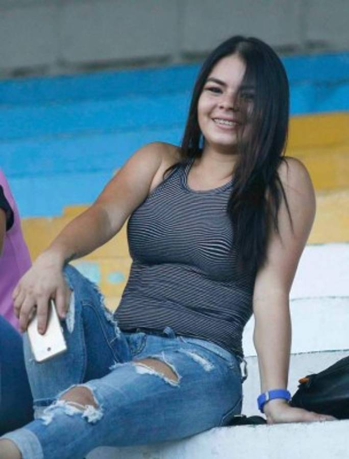 ¡BELLEZAS! Las lindas chicas que engalanaron el clásico sampedrano