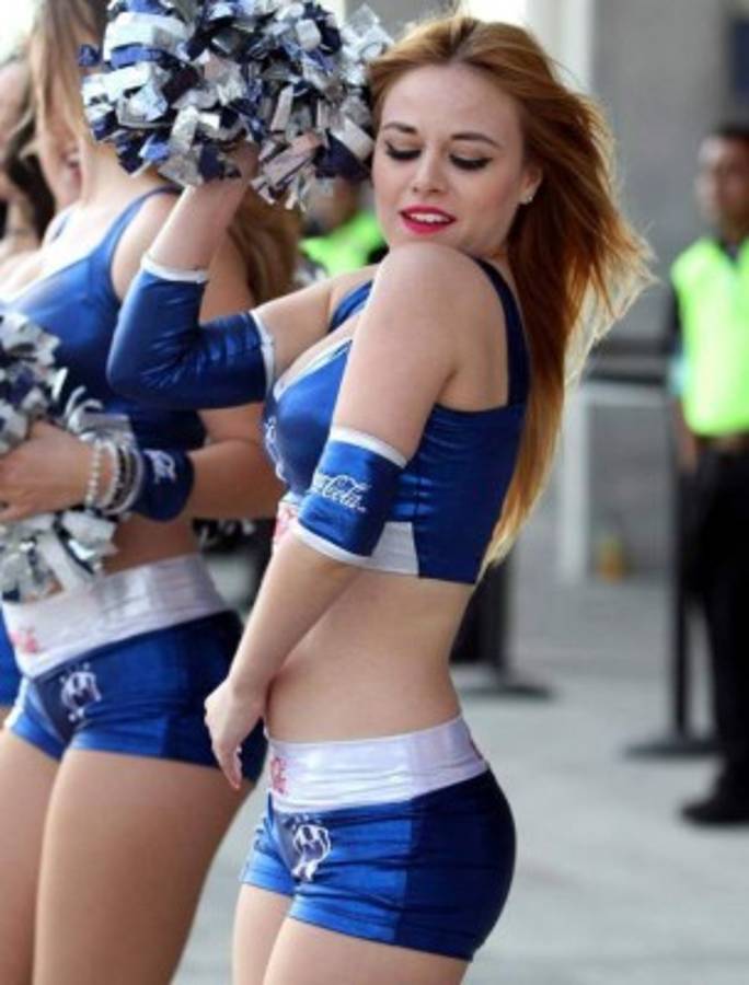 Las infartantes Rayaditas que apoyan a Alberth Elis y al Monterrey