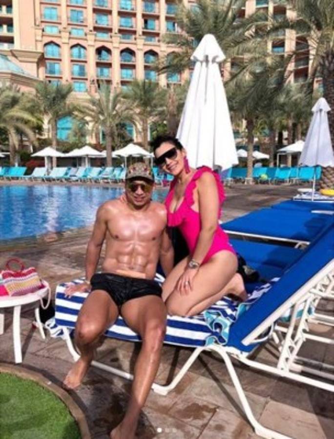 La sexy esposa de Emilio Izaguirre deslumbra en Dubai con su figura