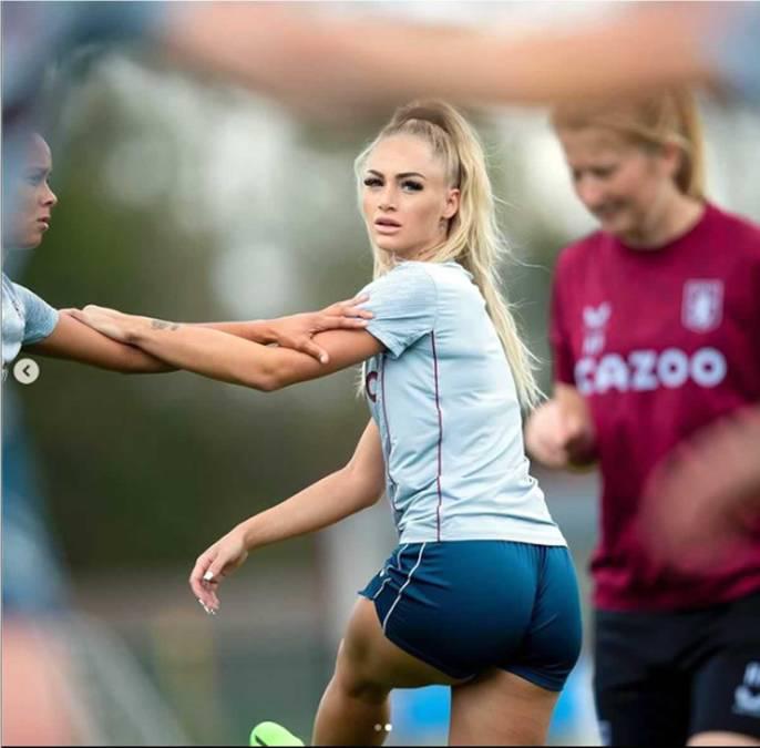 El motivo por el que Alisha Lehmann, futbolista bisexual, terminó con su novio y se hizo la más famosa en Suiza