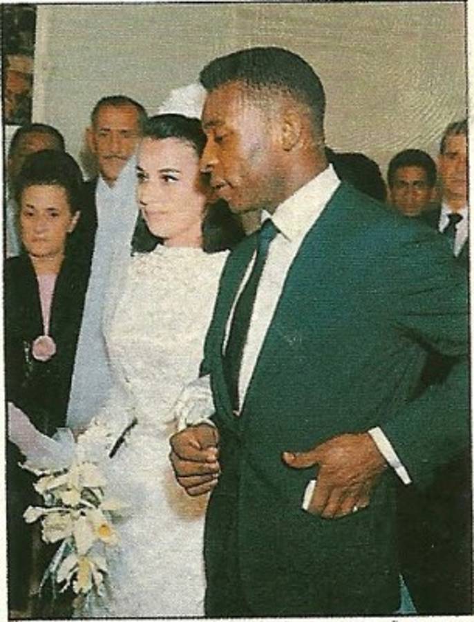 Las novias de Pelé.