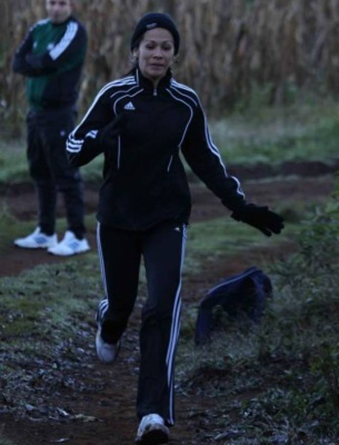 Fotos: Así es Shirley Perelló, la mujer árbitro más destacada en HonduraS