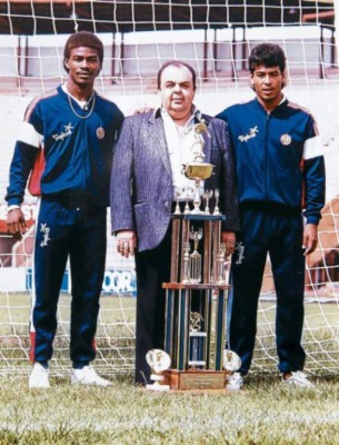 ¿Los habías visto? Así son los títulos internacionales que tiene Olimpia en su historia