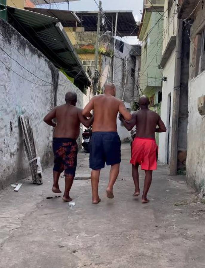 Desgarradora carta de Adriano y revela por qué sigue viviendo en las favelas: “Bebo cada dos días y los otros días, también”