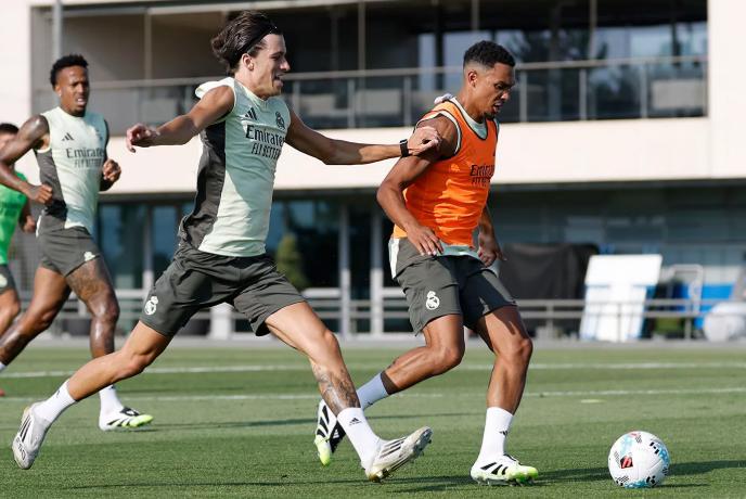 Real Madrid completó su primer entrenamiento de la temporada: tres ausencias y la buena noticia para Xabi Alonso