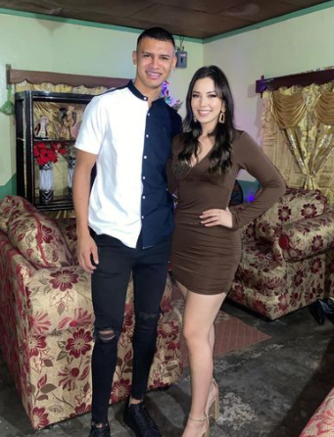 ¡Tendremos boda! Así es la linda sampedrana que se casará con destacado legionario hondureño