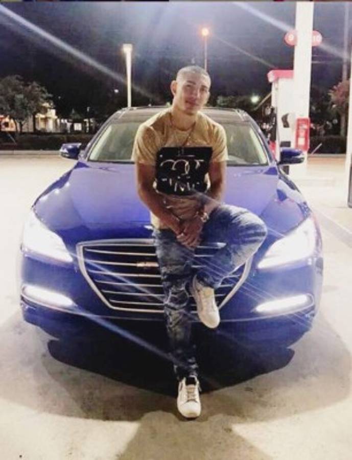 ¿Cómo es la vida de Teófimo López lejos del boxeo? Viajes de lujo, sus autos y su bella mujer