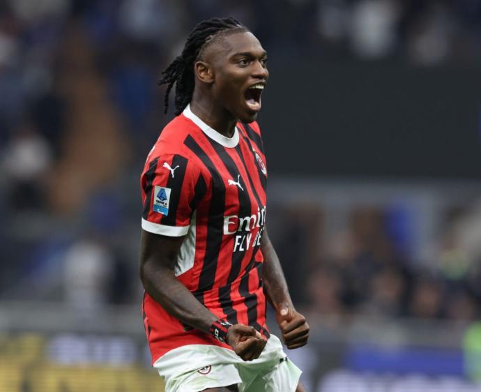 Rafael Leao es uno de los fichajes que buscaría Barcelona de cara al siguiente curso.