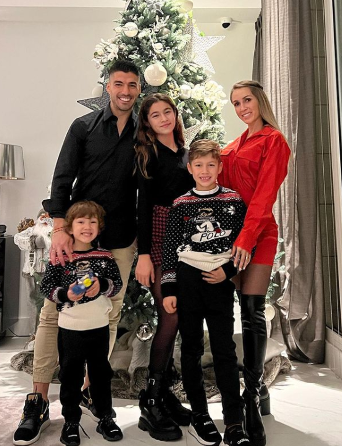 Brutal gesto de Mbappé y jugador del Barça sorprende: así pasan los cracks las fiestas de Navidad 2021