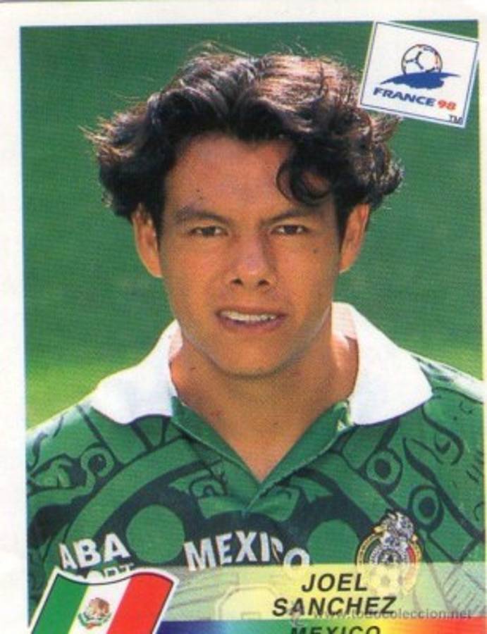 ¡Para reír! Los looks más graciosos y extraños de los álbumes de los Mundiales