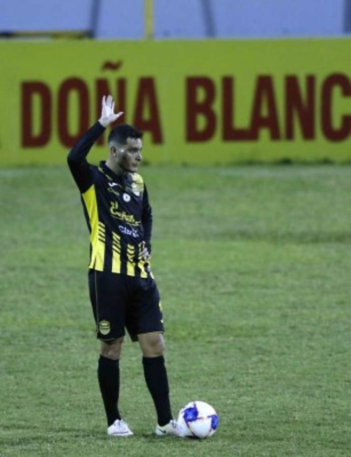 ¡Rosas quiere vacunar al León! Real España y su sólido once para vencer al tocado Olimpia en el Morazán