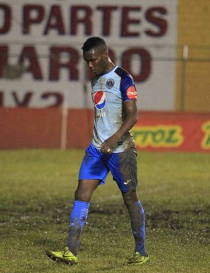 ¡Del llanto de tristeza a la felicidad! Rubilio Castillo cierra un semestre agridulce