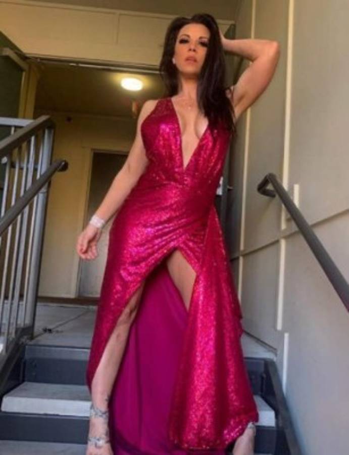 La despidieron de la WWE y le enviaron sus cosas en bolsas para basura; Triple H responde