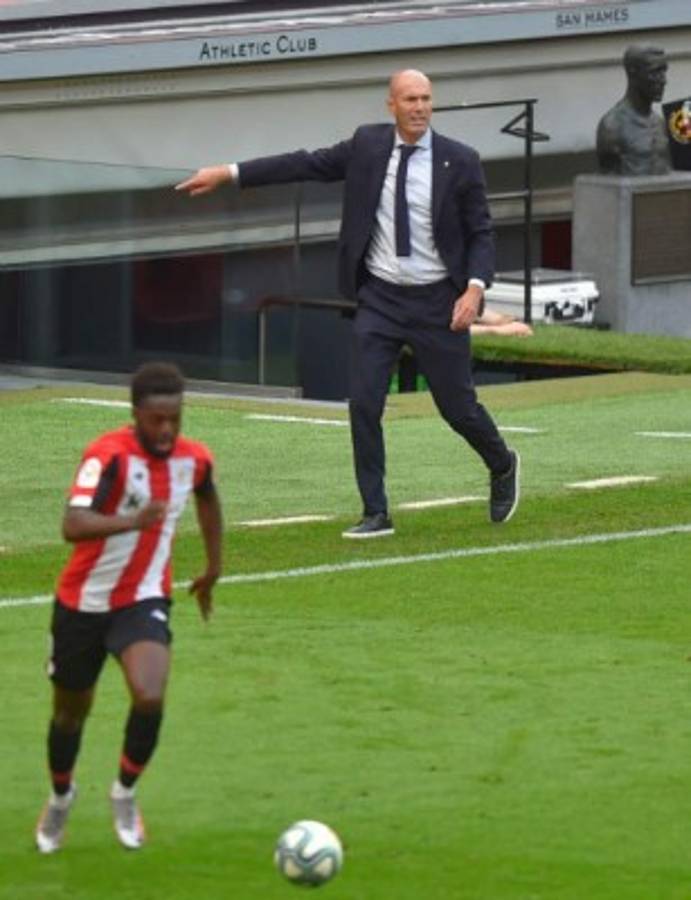 Fotos: La oración de Casemiro en el penal y el pisotón de Sergio Ramos en el Athletic-Real Madrid