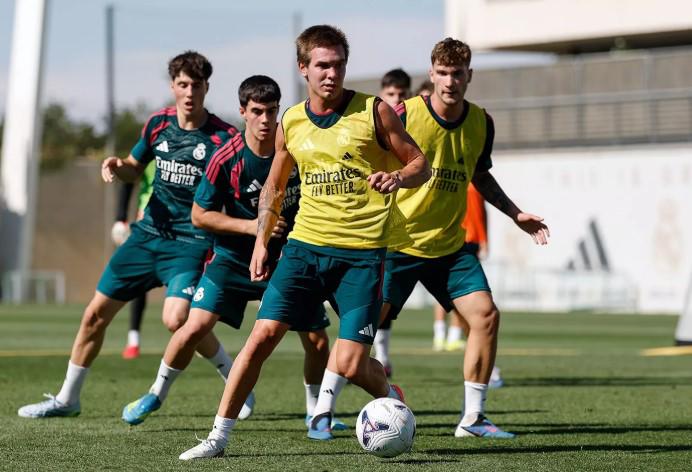 Mourinho ya manda en el Real Madrid: los 8 jugadores que tuvo disponibles