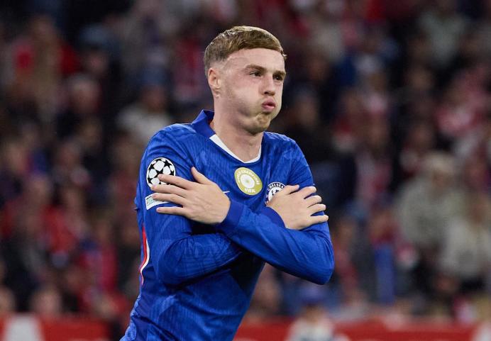 Se va del Madrid si continúa Arbeloa y la mujer de Lewandowski desliza su futuro; Guardiola vende a su atacante noruego