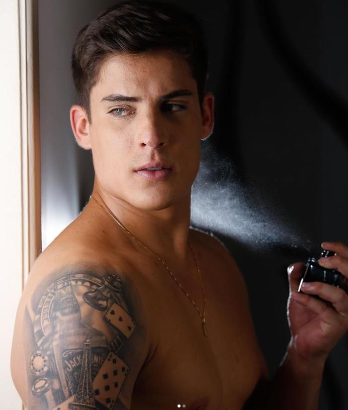 Gritos y botellas tiradas: La madre de Neymar huye de su casa tras ser atacada por su joven novio