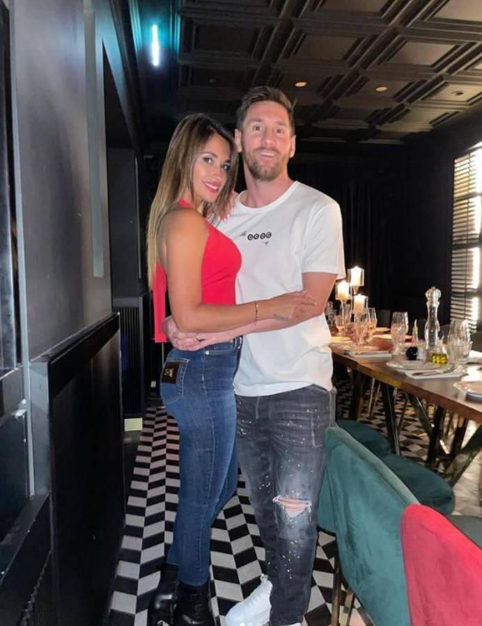 Modelo brasileña acusa a Antonela Rocuzzo de perseguirla y dice que está “locamente celosa” por Messi