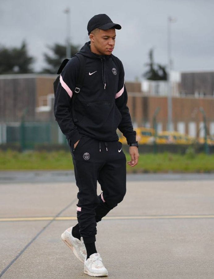 Bombazo de Mbappé: reveló a su entorno cuándo fichará con el Real Madrid y la petición que le hizo a Florentino Pérez