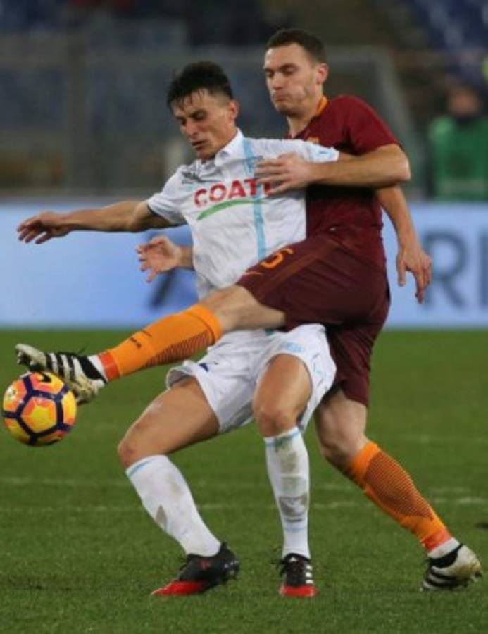 Futbolistas que han vestido las camisetas de Roma y Barcelona