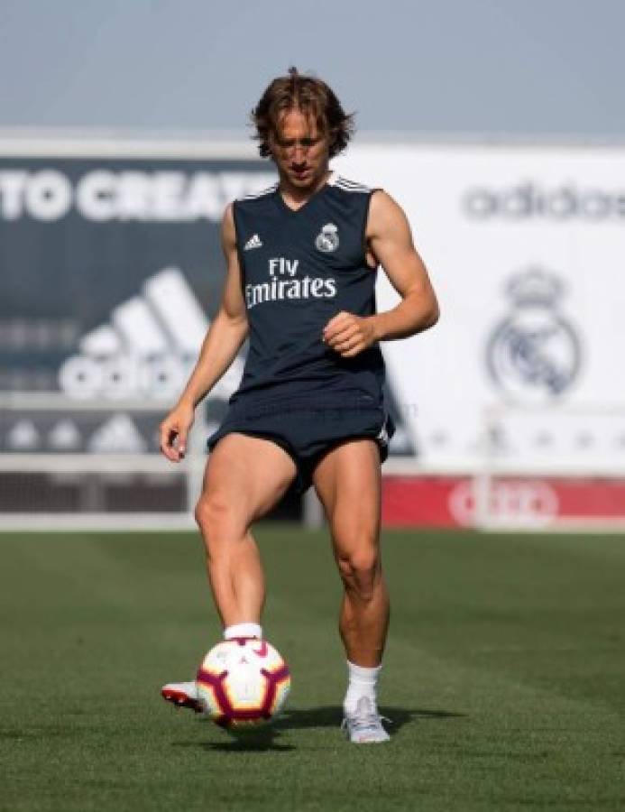 El brutal cambio físico de Modric con 35 años: El croata del Madrid publica dos fotos y soprende