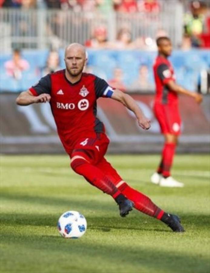 ASOMBROSO: El 11 ideal de futbolistas del continente americano