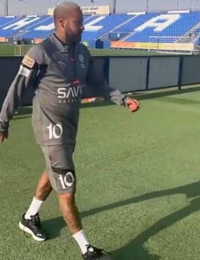 Neymar volvió a entrenar con el Al Hilal de Arabia y todos hablan de lo mismo: “Se convirtió en mi tío Paco de 58 años”