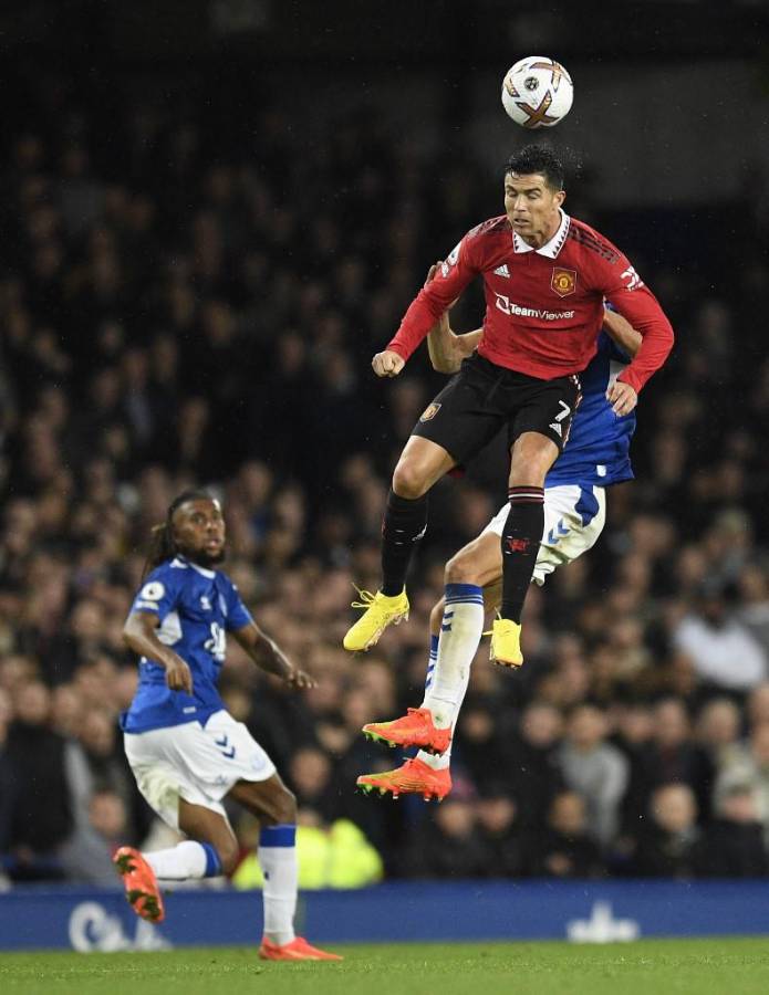 ¡No está acabado! La nueva celebración de Cristiano Ronaldo luego de marcar con el Manchester United su gol 700