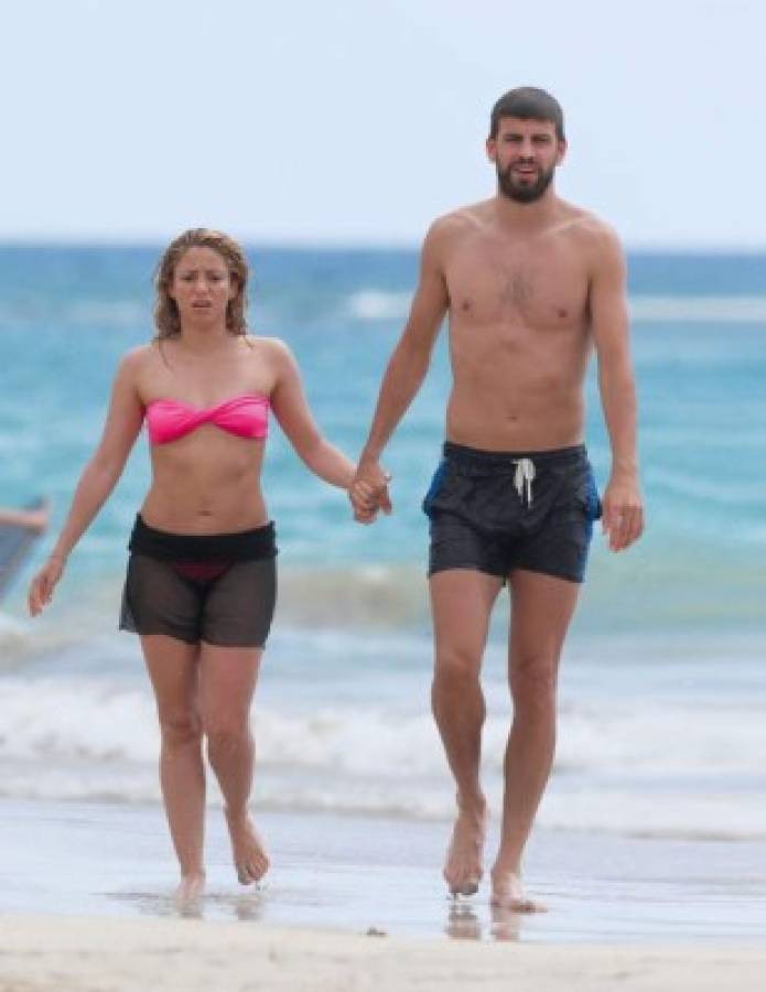 Piqué y Shakira, la pareja que vive rodeada entre romance y polémica