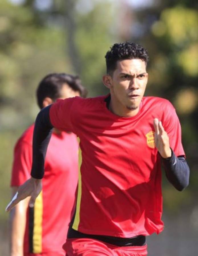 ¡Por el invicto! El once que mandaría 'Tato' con su Real España ante Olimpia