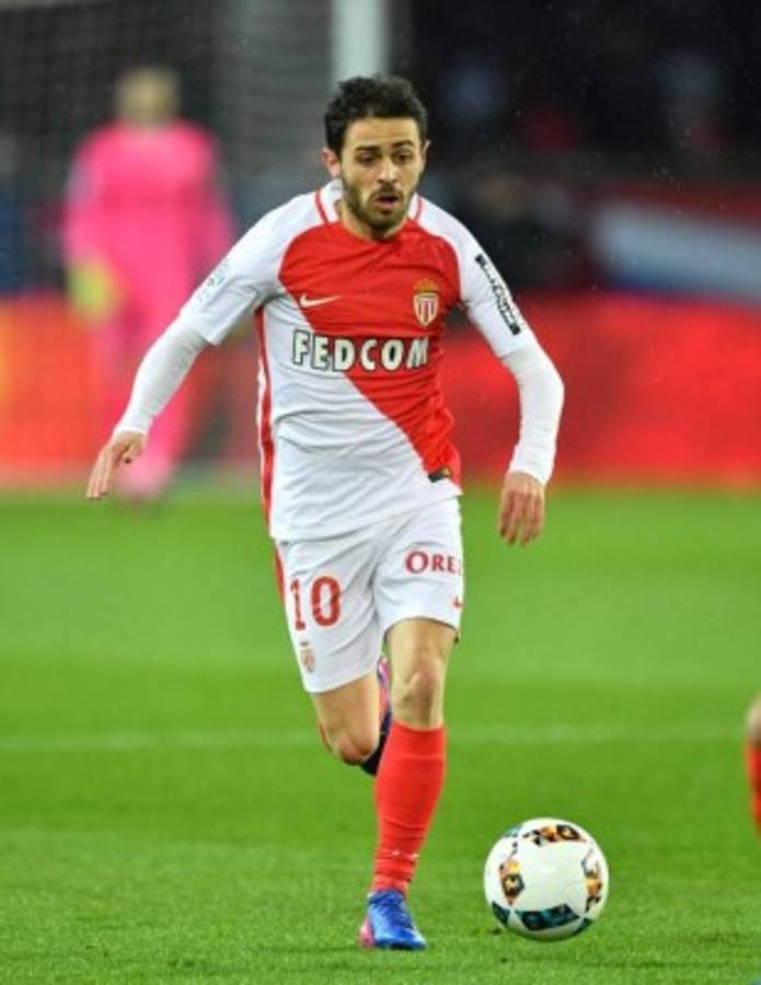 ¡Ex jugador del Barcelona regresa al equipo en la siguiente temporada!