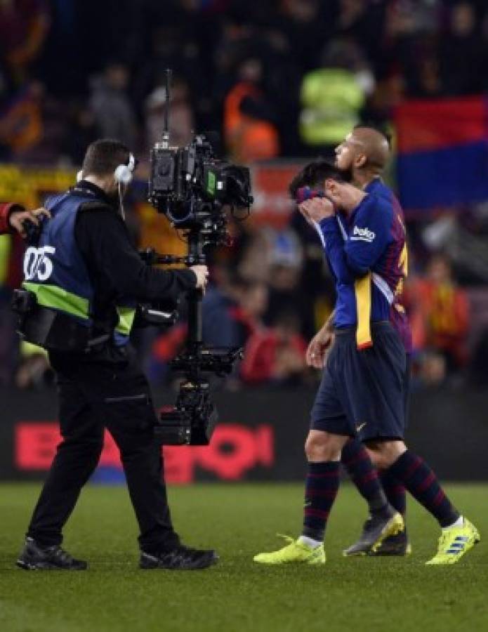 Fotos: Vidal se baja a Casemiro y la reacción de Messi al final del Clásico