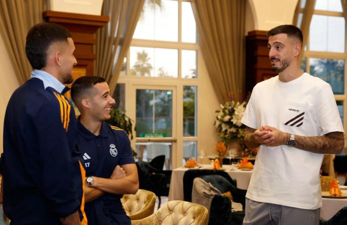 Emotivo reencuentro: el héroe de la última Champions visitó al Real Madrid antes de la final contra Pachuca en Qatar