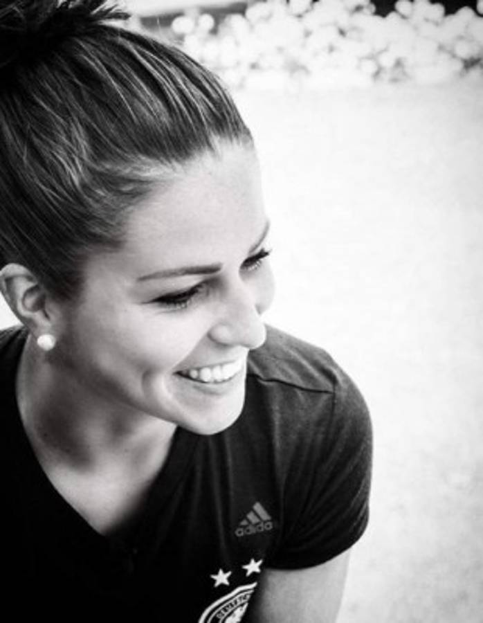 En Alemania celebran el nuevo noviazgo de Sami Khedira con una hermosa futbolista