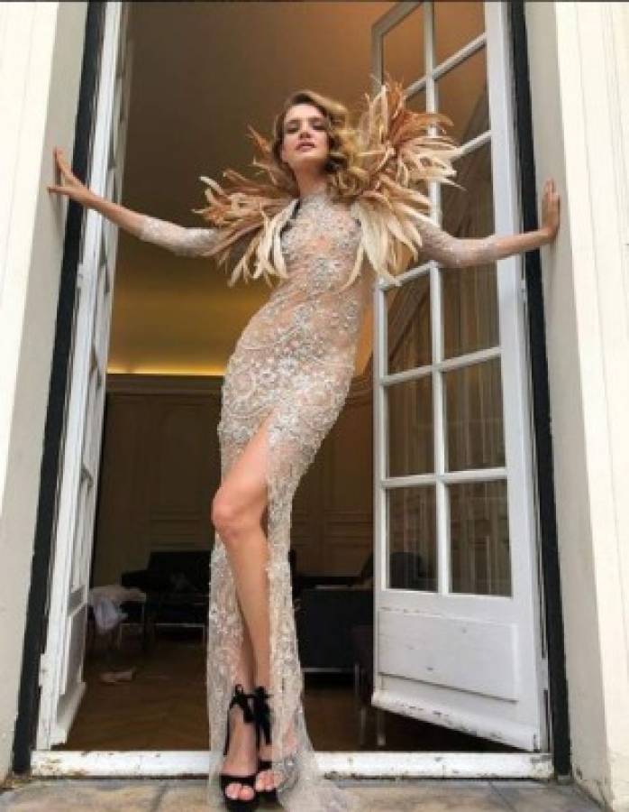 Conocé a Natalia Vodianova, la modelo rusa que custodiará el trofeo del Mundial