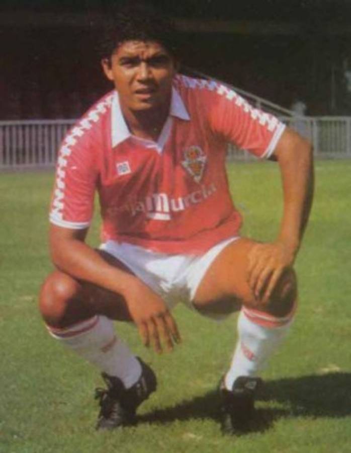 Así es el estadio del Real Murcia, recinto donde estará grabado el nombre del 'Macho' Figueroa