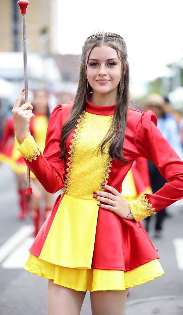 Desfiles patrios de Honduras: Profesoras deslumbraron y las palillonas más bonitas enamoraron