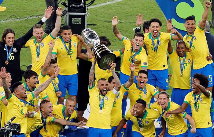 Argentina deja en el camino a Brasil: así quedó el ranking de las selecciones con más títulos en el mundo