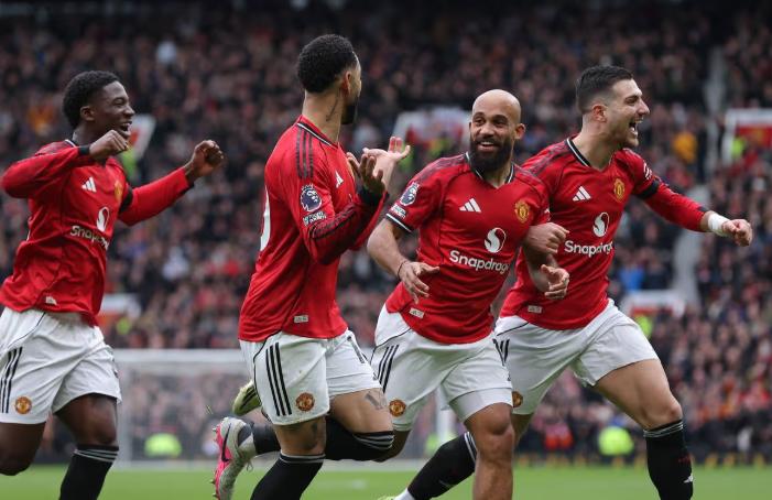 Manchester United elige al sucesor de Casemiro: ¡un fichaje histórico que no ocurre desde hace 62 años!