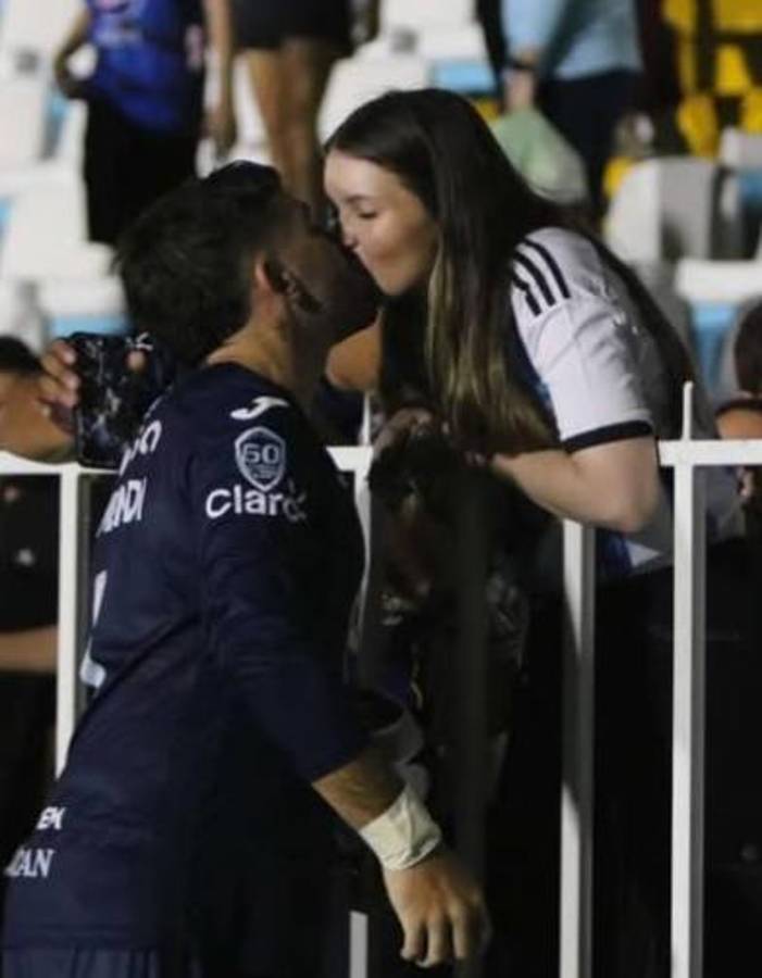 La historia de amor de Agustín Auzmendi con Cecilia García: así lo flechó la hondureña y hoy recibieron el mejor regalo de sus vidas