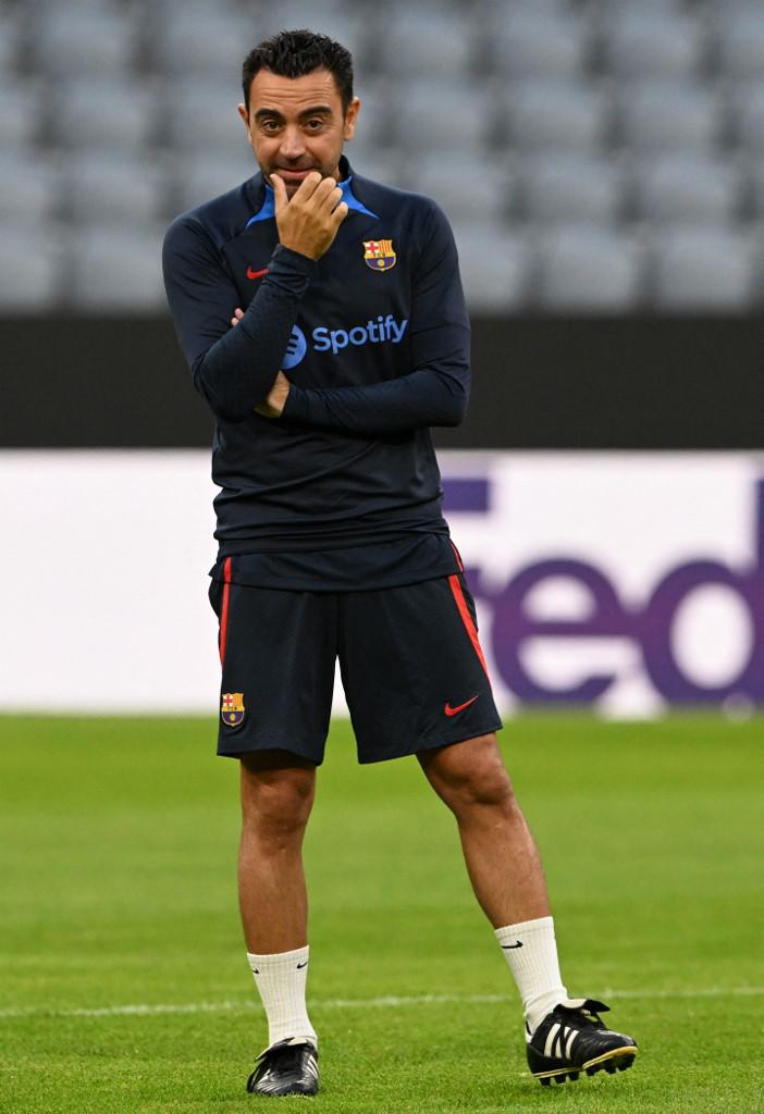 Lewandowski regresa a Múnich: el entrenamiento del Barcelona en el Allianz Arena; Koundé y Memphis tirando rostro