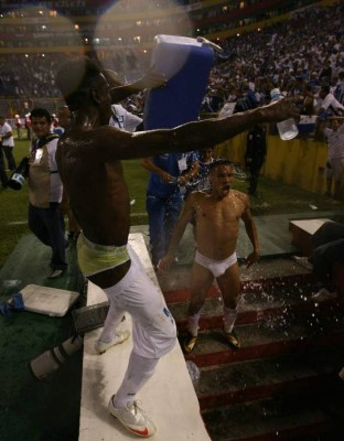 FOTOS: Edgar Álvarez, el 'Moskyto' que realizó sus locuras en el fútbol