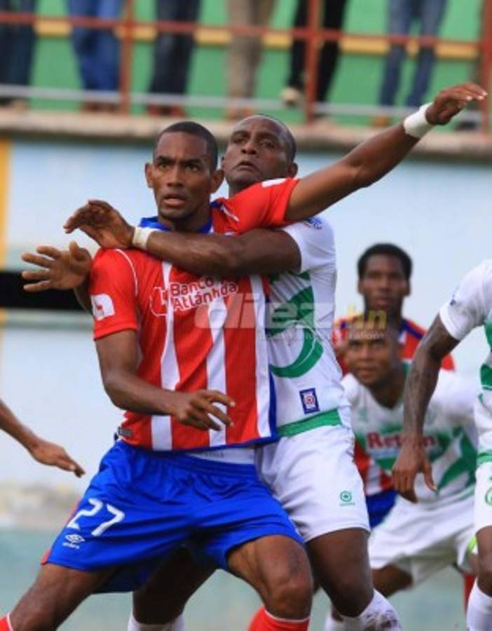 NO VISTE EN TV: Pasillo, pelea de kinesiólgos y el mensaje de Erick Andino