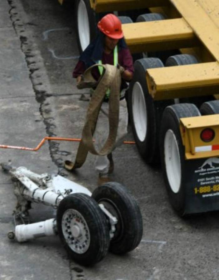 Las otras imágenes que no has visto del avión que se salió de la pista en el aeropuerto Toncontín