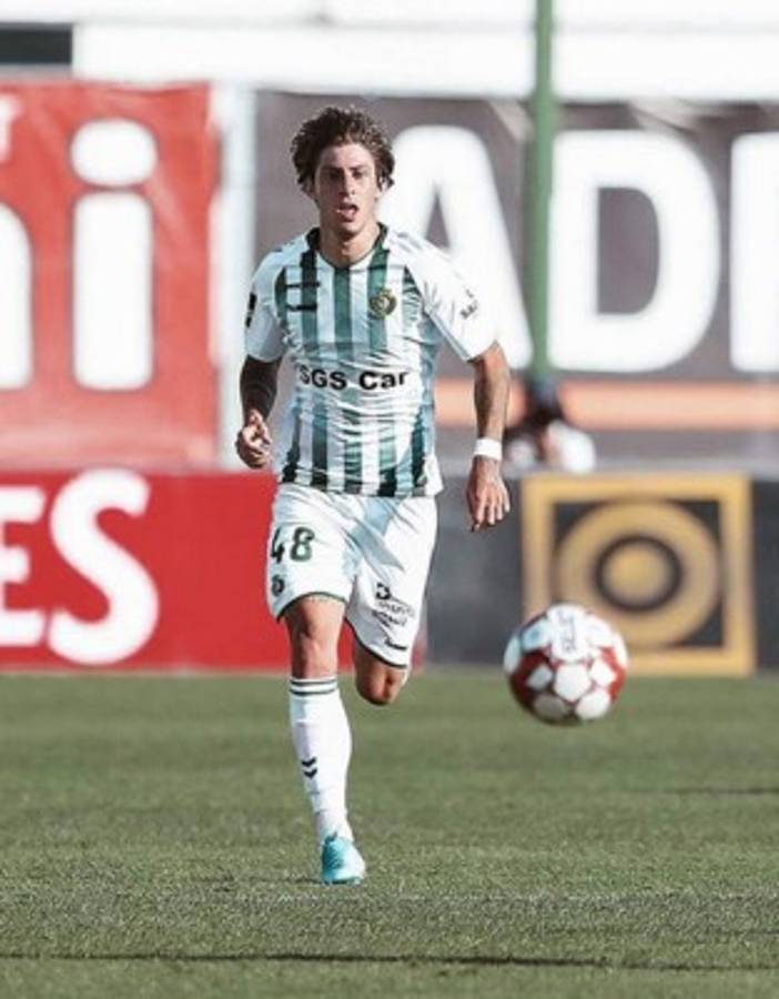 Mirko, la joya de la Roma que fue despedido por subir fotos subidas de tono con su novia