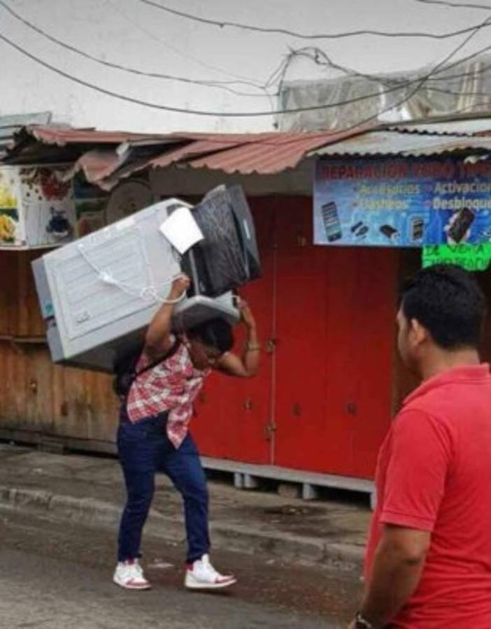 EN FOTOS: Los increíbles saqueos en muchos negocios en Honduras