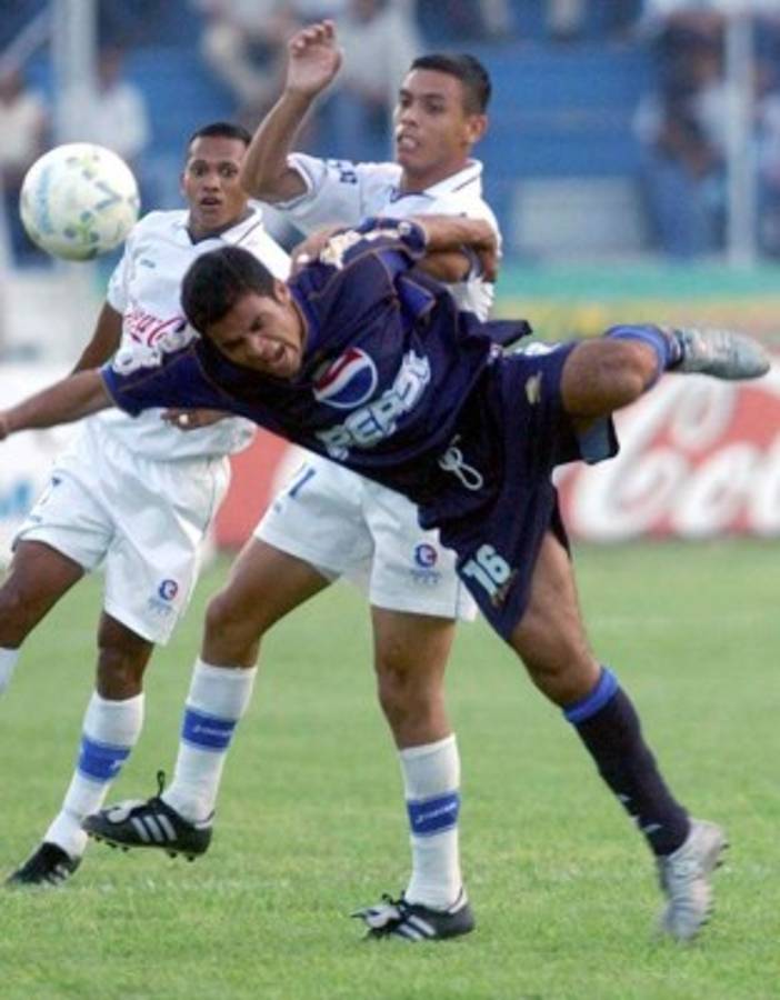 Jugadores que vistieron la camisa de Olimpia sin pena ni gloria